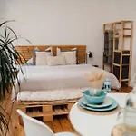Ii Gemuetliches 1-zimmer-apartment & Eigenes Bad Ii Apartman Koblenz