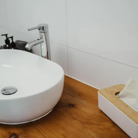 Apartmán Ii Gemuetliches 1-zimmer-apartment & Eigenes Bad Ii